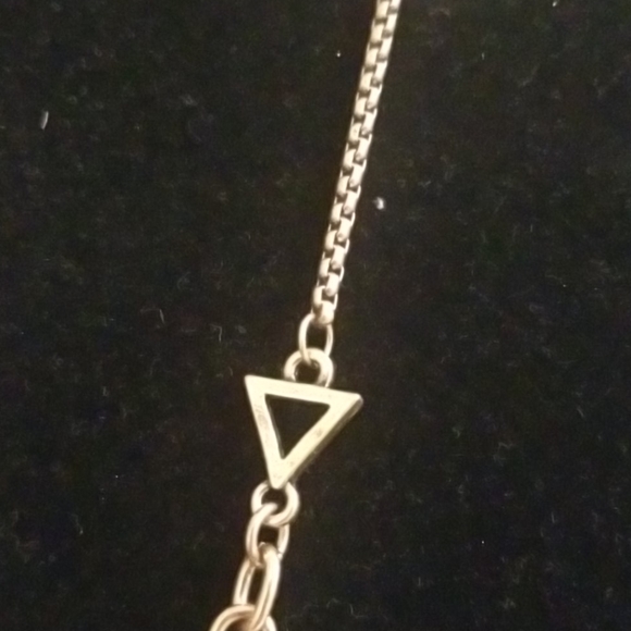 CHEVRON Goldtone Necklace Cracked Turquoise Pendan - Picture 6 of 6